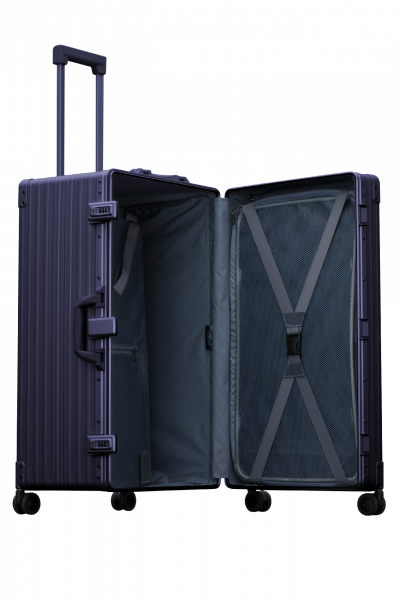 30" INTERNATIONAL TRUNK - SAPPHIRE - The Luxurious Companion for Stylish Adventures