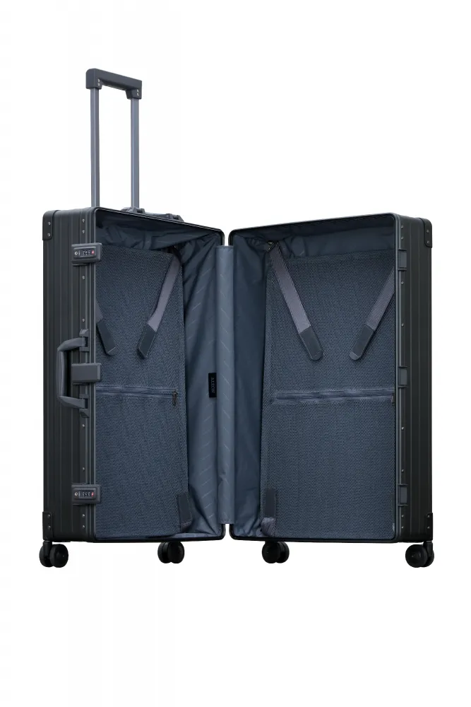 30" MACRO TRAVELER - Onyx - Premium Aluminum Travel Case